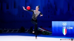 ain 25211 harnasko alina sfe09945 copia simone ferraro ph